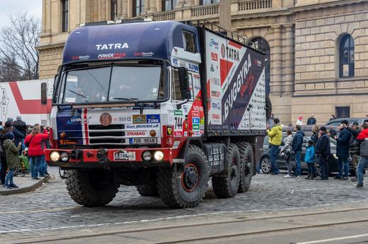 Tatra_kolem sveta_odjezd_19.jpg