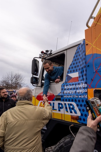 Tatra_kolem sveta_odjezd_5.jpg
