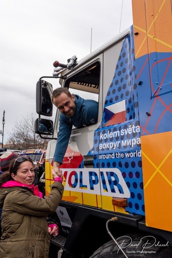 Tatra_kolem sveta_odjezd_6.jpg