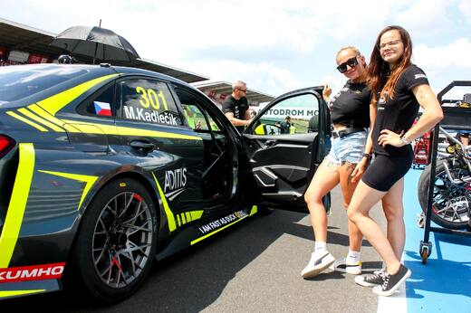 TCR-09.jpg