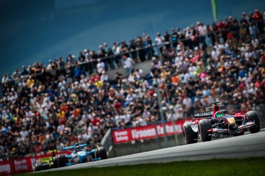 The public went wild when the V10 and V8 sounds come alive - Cre
