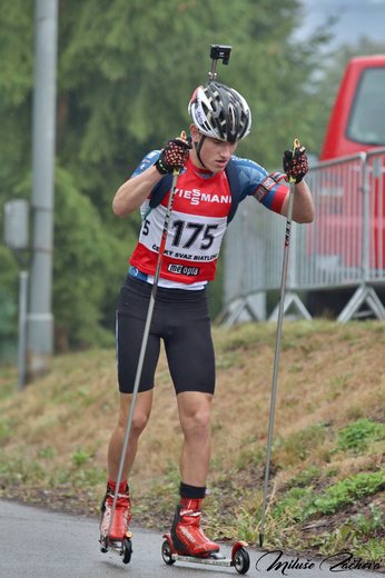 Tomáš Mikyska vítězný junior.jpg