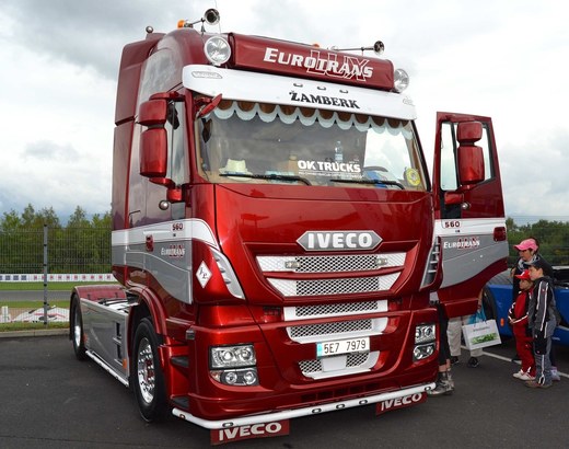 truck 1.jpg