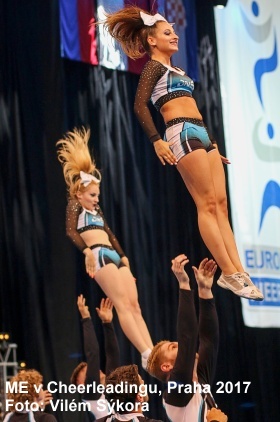VS_cheerME.jpg