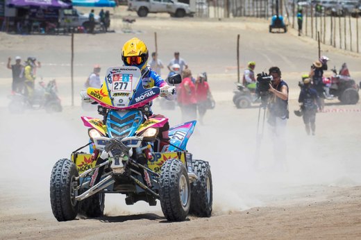 Yamaha_OLI_DAKAR_2.jpg